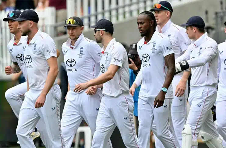 Key pacer sidelined as England unveil playing XI for second Ashes Test