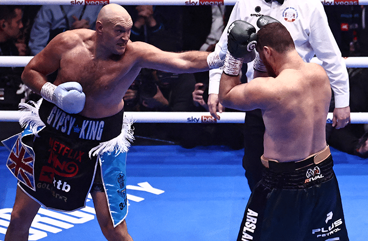 tyson-fury-boxing-comeback-with-makhmudov-win
