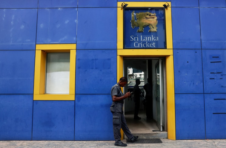 Sri Lanka cricket board quits at government’s request: officials