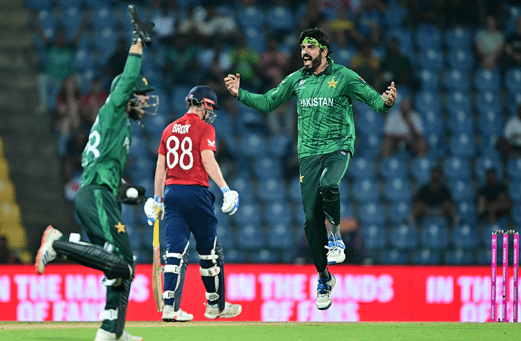 Usman Tariq reacts to T20 Blast 2026 signing