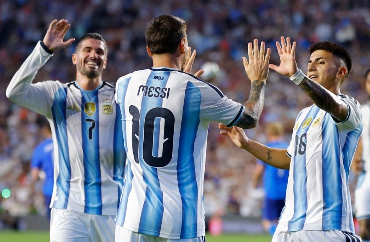 Messi scores as Argentina beat Iceland in World Cup warm-up