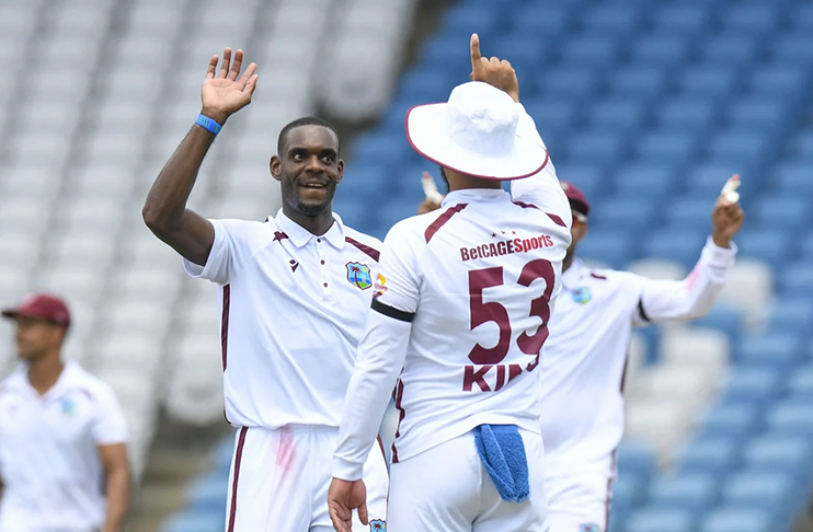 Justin Greaves bags five as Pakistan fold for 282