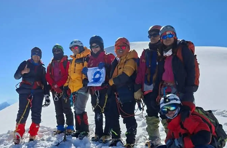 Eight Pakistani women summit Khusar Gang Peak in landmark feat