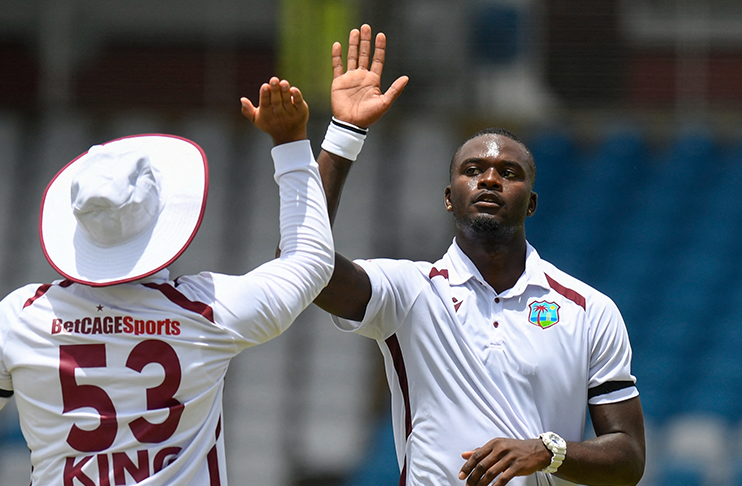 Jayden Seales strikes early to put Pakistan in trouble chasing 211