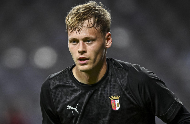 Newcastle sign goalkeeper Lukas Hornicek from Braga