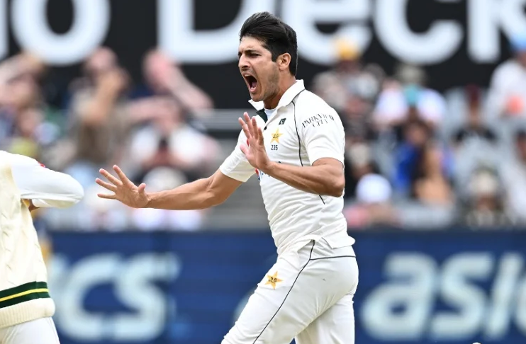 Glamorgan sign Mir Hamza for rest of County Championship