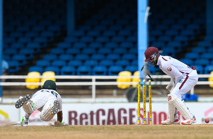 Abdullah stands firm after Babar's run-out sparks Pakistan collapse