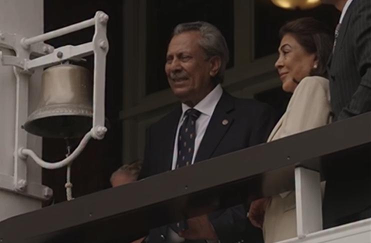 Zaheer Abbas rings five-minute honorary bell at Lord’s