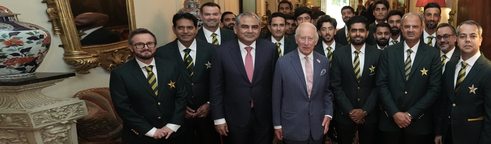 Pakistan cricket team, officials meet King Charles