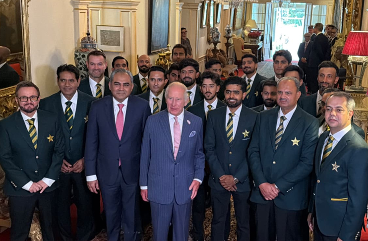 Pakistan cricket team, officials meet King Charles