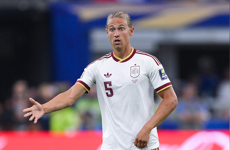 Spain's Marcos Llorente announces shock retirement